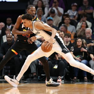 走势图-Windhorst：我坚信马刺拥有光明未来 但不确定新赛季是否能进前6